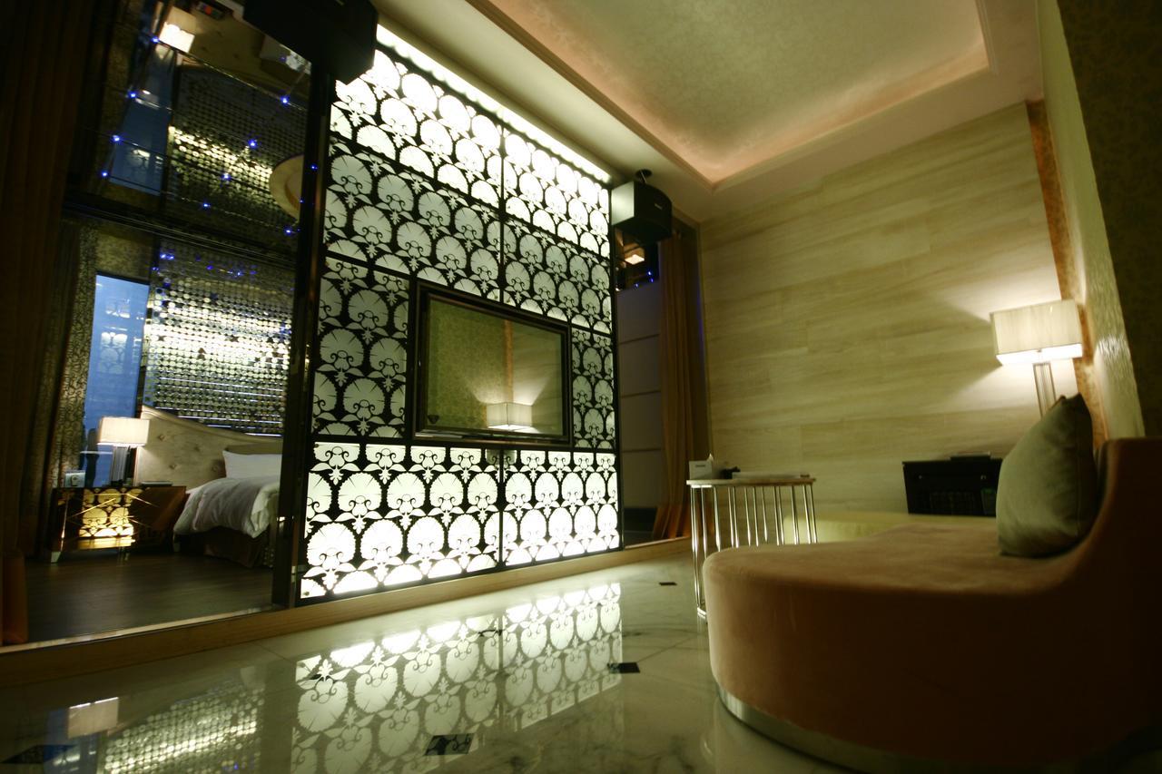 The Yorker Deluxe Motel Taoyuan Exterior foto